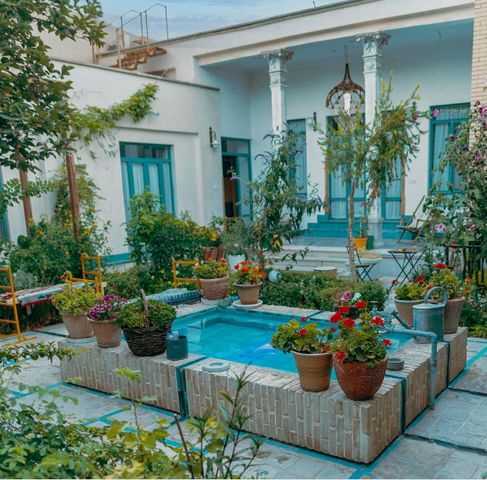 منزل یزدان